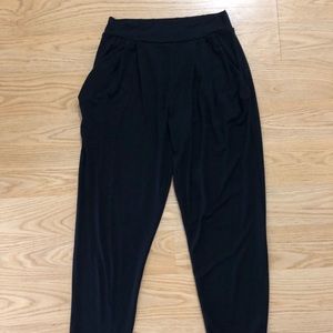 Fighting Eel Capri pants